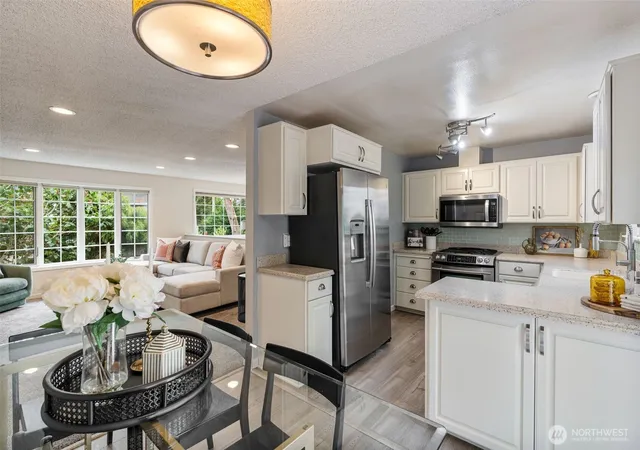 Photo 4 of Single family home for sale at 20023 6Th Ave S, Des Moines, WA 98198 | MLS# NWM2570226 | Listing updated on 2026-10-01