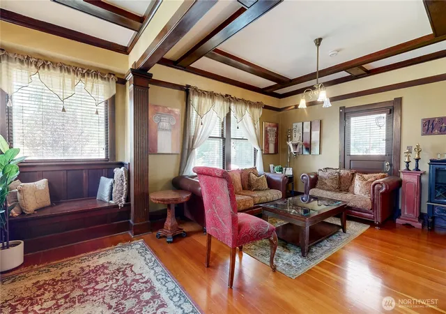 Photo 4 of Single family home for sale at 320 Juniper St, Walla Walla, WA 99362 | MLS# NWM2570256 | Listing updated on 2026-09-16