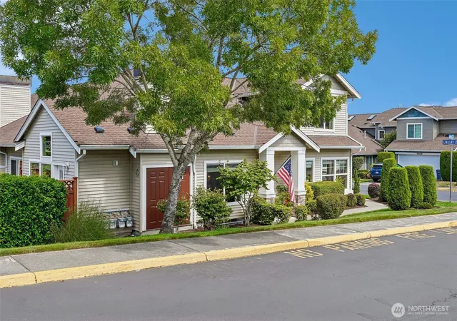 Photo 2 of Townhouse for sale at 6547 Lindsay Ave Se #A, Auburn, WA 98092 | MLS# NWM2570420 | Listing updated on 2026-09-24
