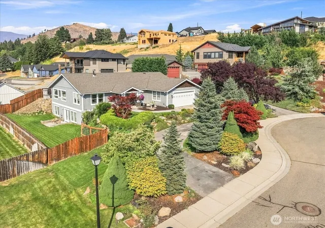 Photo 2 of Single family home for sale at 109 Cascade Pl, Cashmere, WA 98815 | MLS# NWM2570438 | Listing updated on 2026-09-24