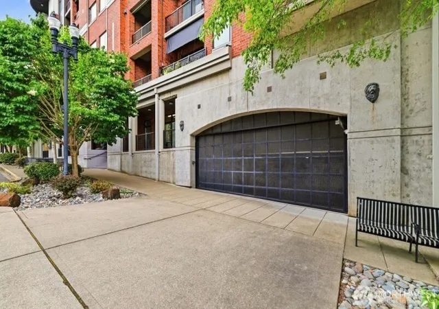 Photo 3 of Condo for sale at 505 Broadway #704, Tacoma, WA 98402 | MLS# NWM2570455 | Listing updated on 2026-09-17