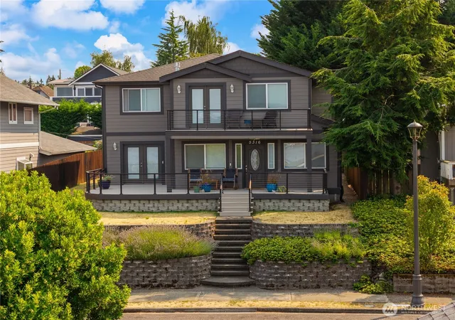 Photo 2 of Single family home for sale at 5316 N Court St, Ruston, WA 98407 | MLS# NWM2570697 | Listing updated on 2026-09-18