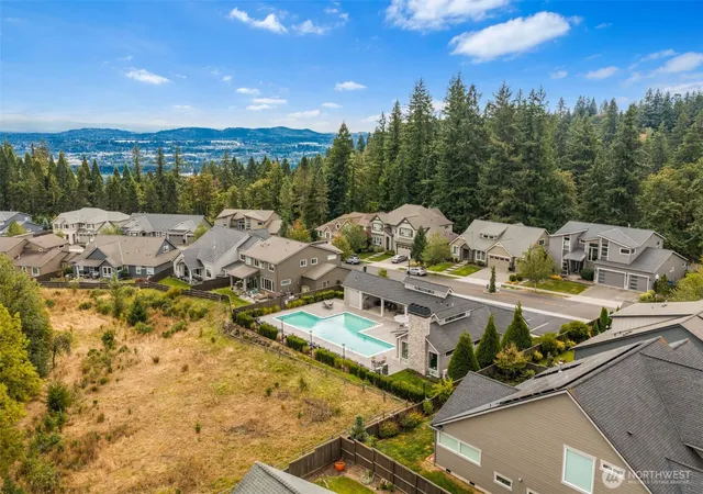 Photo 4 of Sale Pending at 2213 NW Sierra Way, Camas, WA 98607 | MLS# NWM2570777 | Listing updated on 2026-09-17
