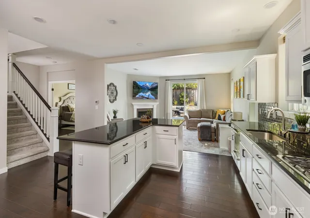 Photo 4 of Single family home for sale at 2209 Crystal Springs Rd W, Tacoma, WA 98466 | MLS# NWM2570843 | Listing updated on 2026-09-26