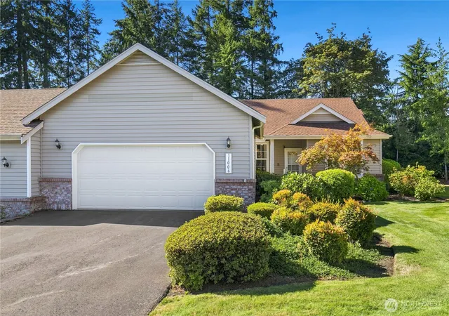 Photo 2 of Condo for sale at 11006 80th Ave Ct Sw #5B, Lakewood, WA 98498 | MLS# NWM2571028 | Listing updated on 2026-09-26