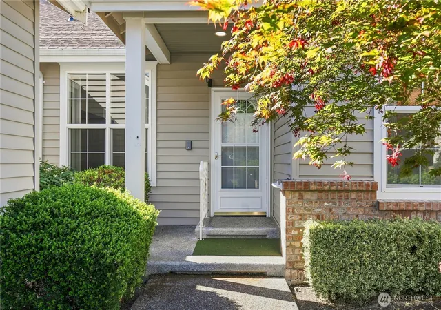 Photo 3 of Condo for sale at 11006 80th Ave Ct Sw #5B, Lakewood, WA 98498 | MLS# NWM2571028 | Listing updated on 2026-09-26