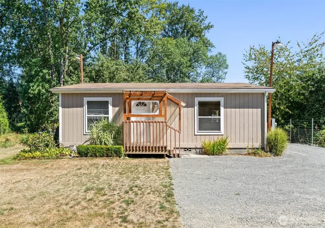 Photo 1 of Manufactured home for sale at 11607 Golden Given Rd E, Tacoma, WA 98445 | MLS# NWM2571464 | Listing updated on 2026-09-26