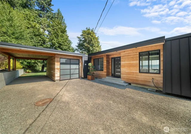 Photo 3 of Single family home for sale at 4811 Sunrise Beach Rd Nw, Olympia, WA 98502 | MLS# NWM2571500 | Listing updated on 2026-09-25