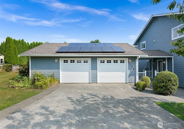 Photo 2 of Single family home for sale at 2438 N Bakerview Park Dr, Ferndale, WA 98248 | MLS# NWM2571629 | Listing updated on 2026-09-17