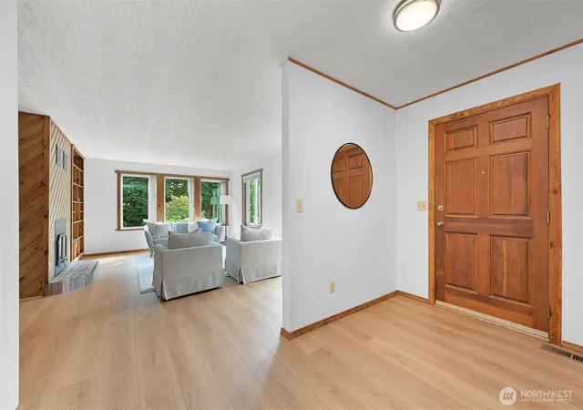 Photo 4 of Single family home for sale at 2438 N Bakerview Park Dr, Ferndale, WA 98248 | MLS# NWM2571629 | Listing updated on 2026-09-17