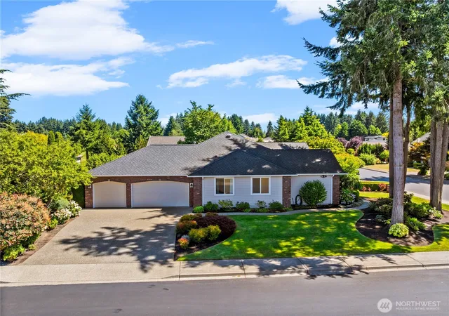Photo 2 of Single family home for sale at 6024 Troon Ln Se, Olympia, WA 98501 | MLS# NWM2571844 | Listing updated on 2026-09-17