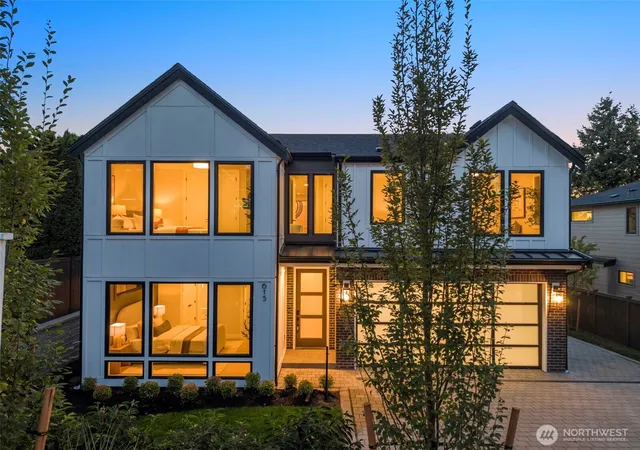 Photo 3 of Single family home for sale at 615 & 617 13Th Ave W, Kirkland, WA 98033 | MLS# NWM2571973 | Listing updated on 2026-09-29