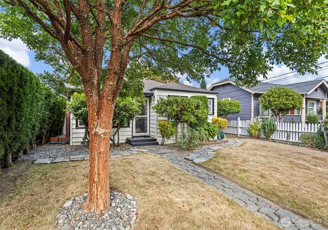 Photo 2 of Land for sale at 8337 27th Avenue NW, Seattle, WA 98117 | MLS# NWM2572319 | Listing updated on 2026-10-01
