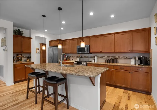 Photo 3 of Single family home for sale at 5023 Orcas St Ne, Lacey, WA 98516 | MLS# NWM2572405 | Listing updated on 2026-09-30