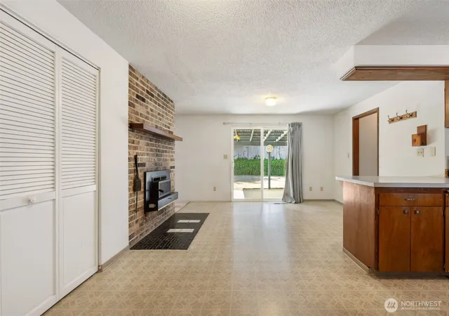 Photo 3 of Sale Pending at 2374 S Flower Ave, Port Orchard, WA 98366 | MLS# NWM2572469 | Listing updated on 2026-09-25