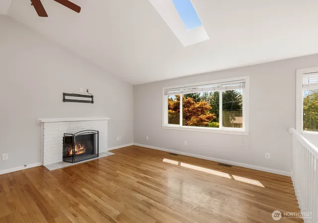 Photo 3 of Single family home for sale at 12450 169th Ave Se, Renton, WA 98059 | MLS# NWM2572710 | Listing updated on 2026-09-16