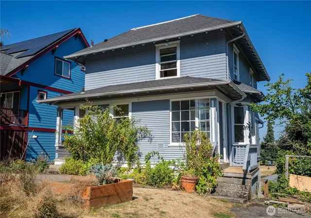 Photo 1 of Single family home for sale at 927 Jersey St, Bellingham, WA 98225 | MLS# NWM2572722 | Listing updated on 2026-09-25