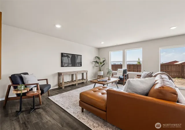 Photo 3 of Single family home for sale at 28815 77th Dr Nw #96, Stanwood, WA 98292 | MLS# NWM2572994 | Listing updated on 2026-09-30