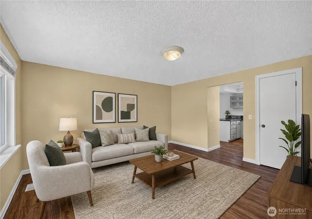 Photo 3 of Single family home for sale at 7825 Highland Dr, Everett, WA 98203 | MLS# NWM2573227 | Listing updated on 2026-09-28