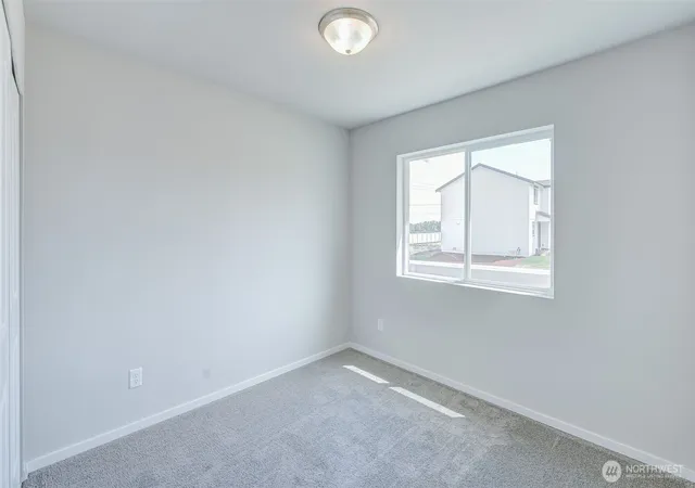 Photo 4 of Single family home for sale at 530 Chinook Winds Ln, Tieton, WA 98947 | MLS# NWM2573446 | Listing updated on 2026-09-25