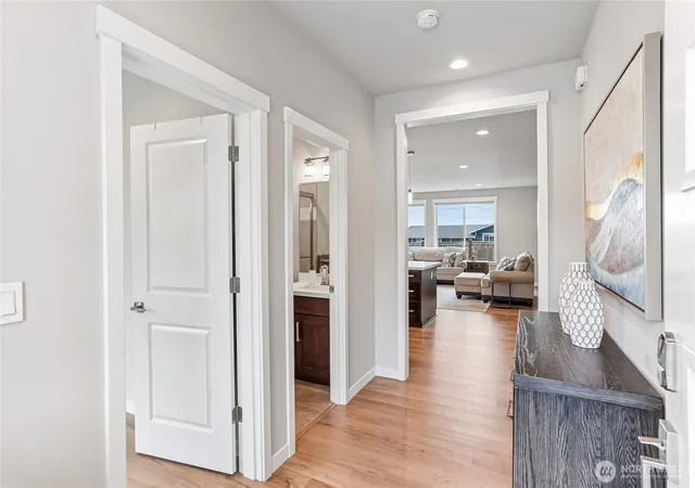 Photo 4 of Single family home for sale at 806 76Th Dr Se, Lake Stevens, WA 98258 | MLS# NWM2573561 | Listing updated on 2026-10-03
