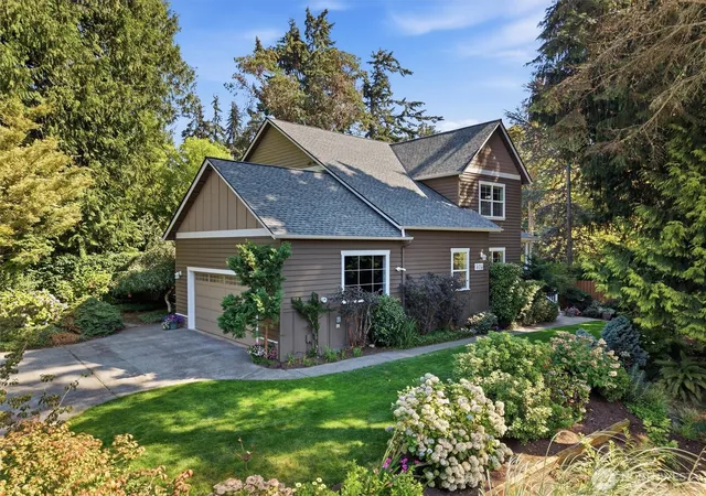 Photo 2 of Single family home for sale at 506 Azalea Ave Ne, Bainbridge Island, WA 98110 | MLS# NWM2573570 | Listing updated on 2026-09-30