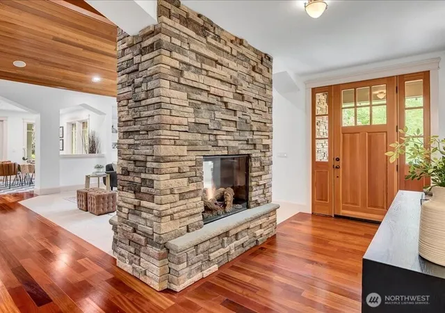 Photo 3 of Sale Pending at 7796 Renton Issaquah Rd SE, Issaquah, WA 98027 | MLS# NWM2573572 | Listing updated on 2026-09-21