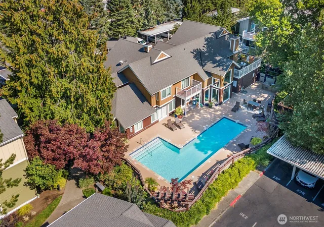 Photo 1 of Condo for sale at 300 N 130th St #7105, Seattle, WA 98133 | MLS# NWM2573705 | Listing updated on 2026-09-16