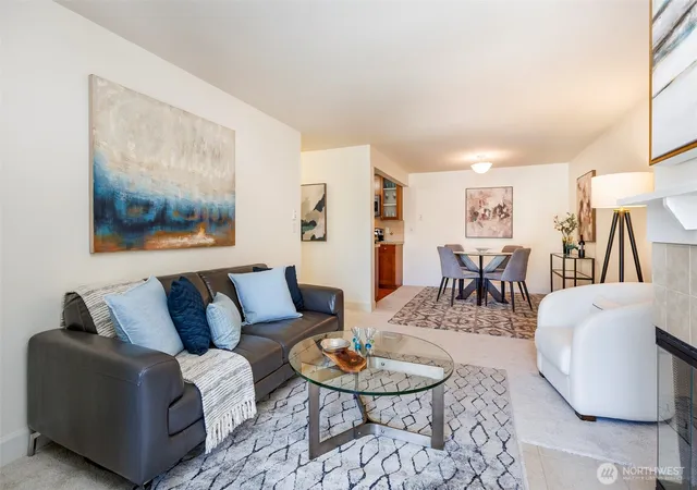 Photo 4 of Condo for sale at 300 N 130Th St #7105, Seattle, WA 98133 | MLS# NWM2573705 | Listing updated on 2026-09-16
