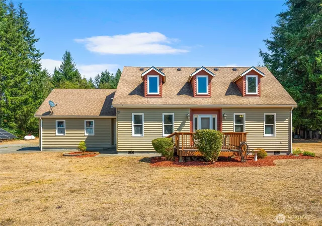 Photo 2 of Single family home for sale at 3680 Birch Terrace Dr, Custer, WA 98240 | MLS# NWM2573876 | Listing updated on 2026-09-27