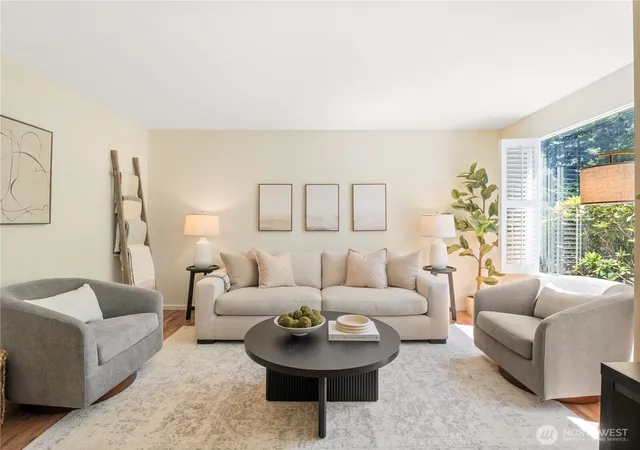 Photo 2 of Sale Pending at 4170 244th Pl Se, Sammamish, WA 98029 | MLS# NWM2574091 | Listing updated on 2026-10-12