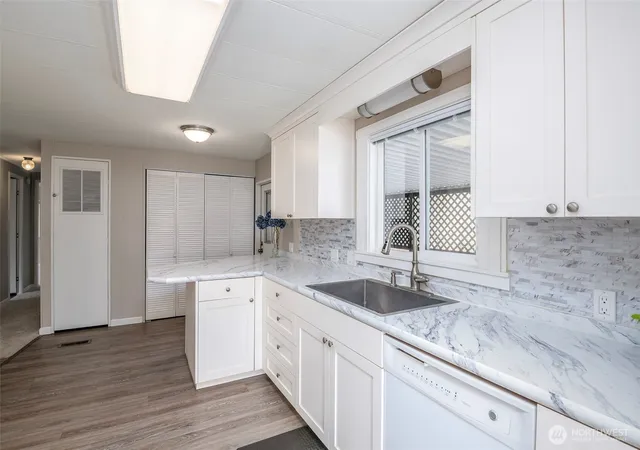 Photo 4 of Manufactured home for sale at 201 Union Ave Se #191, Renton, WA 98059 | MLS# NWM2574105 | Listing updated on 2026-10-01