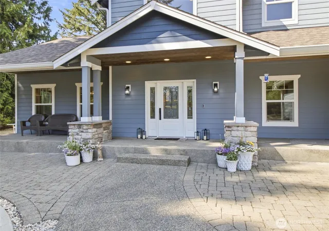 Photo 3 of Single family home for sale at 19838 Bear View Ln Sw, Rochester, WA 98579 | MLS# NWM2574209 | Listing updated on 2026-09-28