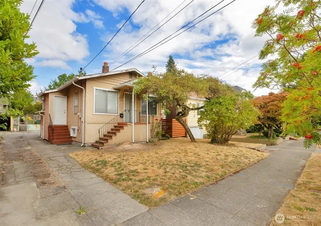 Photo 1 of Single family home for sale at 536 N 73rd St, Seattle, WA 98103 | MLS# NWM2574494 | Listing updated on 2026-09-18