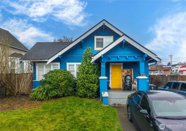 Photo 3 of Sale Pending at 3812 S Thompson Ave, Tacoma, WA 98418 | MLS# NWM2574508 | Listing updated on 2026-09-16