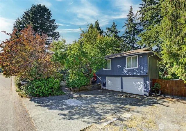 Photo 2 of Single family home for sale at 5813 14th St Ct Ne, Tacoma, WA 98422 | MLS# NWM2574704 | Listing updated on 2026-10-01