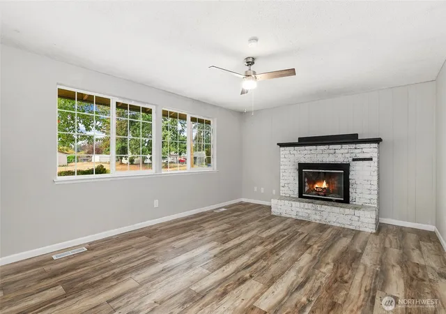 Photo 3 of Single family home for sale at 236 Kingham St SE, Lacey, WA 98503 | MLS# NWM2574782 | Listing updated on 2026-10-02