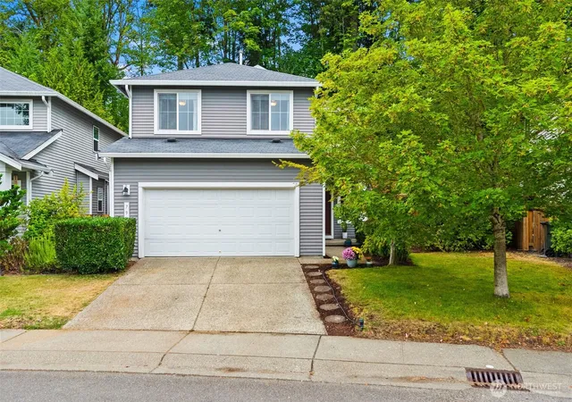 Photo 2 of Single family home for sale at 796 Fenway Ln Sw, Olympia, WA 98512 | MLS# NWM2574862 | Listing updated on 2026-09-25