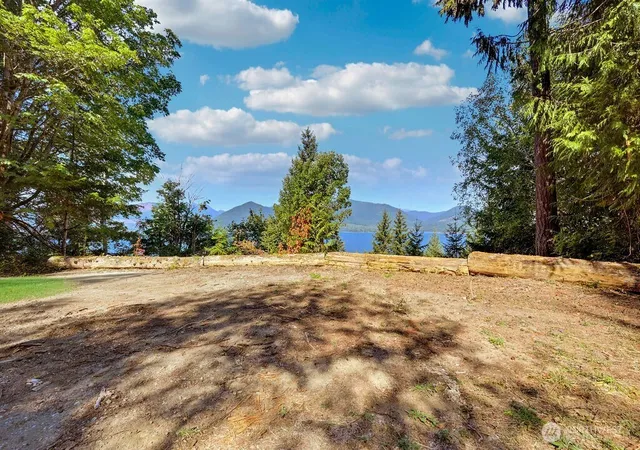 Photo 3 of Sale Pending at 32 Foxglove Ln, Quilcene, WA 98376 | MLS# NWM2575023 | Listing updated on 2026-09-25