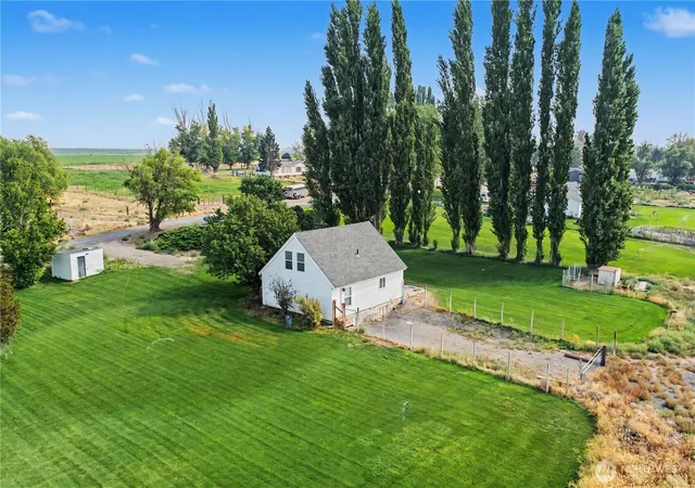 Photo 4 of Single family home for sale at 10372 Ne N4, Moses Lake, WA 98837 | MLS# NWM2575103 | Listing updated on 2026-09-30