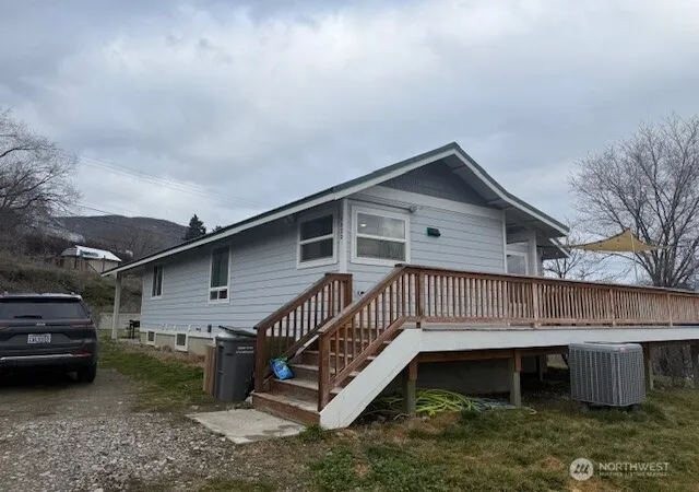 Photo 3 of Single family home for sale at 1822 Juniper, Oroville, WA 98844 | MLS# NWM2575188 | Listing updated on 2026-09-25