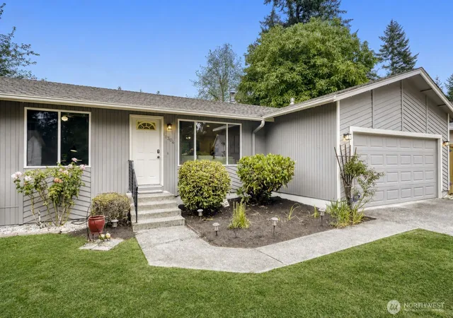 Photo 3 of Sale Pending at 15304 SE 179th Street S, Renton, WA 98058 | MLS# NWM2575202 | Listing updated on 2026-09-25