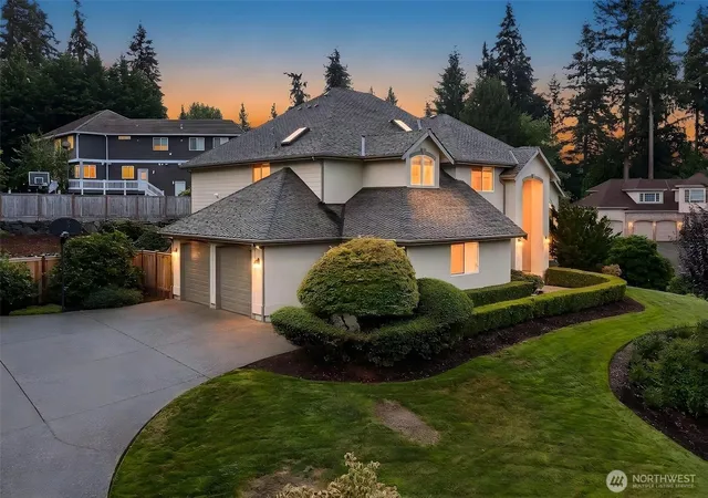 Photo 1 of Single family home for sale at 475 Southwest 345th St, Federal Way, WA 98023 | MLS# NWM2575218 | Listing updated on 2026-10-01