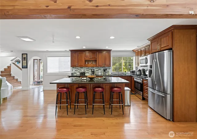 Photo 3 of Single family home for sale at 2627 205Th Pl Sw, Lynnwood, WA 98036 | MLS# NWM2575536 | Listing updated on 2026-09-25