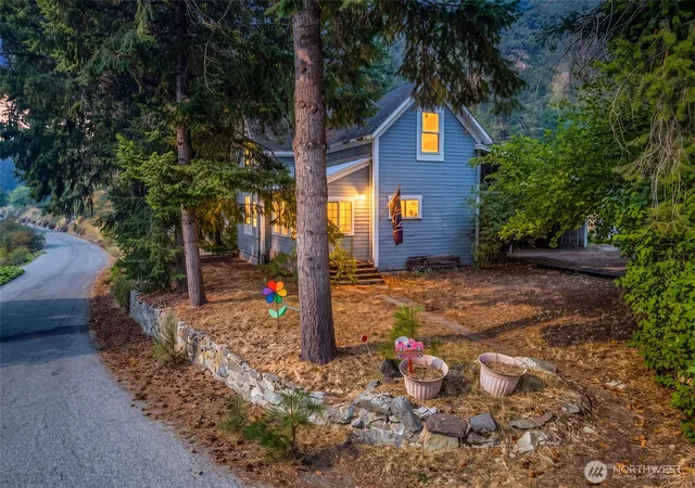 Photo 1 of Single family home for sale at 9088 Derby Cyn Rd, Peshastin, WA 98847 | MLS# NWM2576232 | Listing updated on 2026-09-25