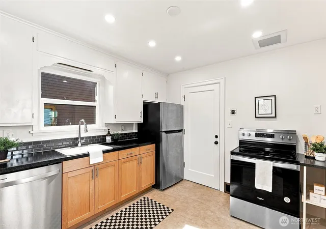 Photo 3 of Single family home for sale at 3029 Northwest Ave, Bellingham, WA 98225 | MLS# NWM2576261 | Listing updated on 2026-09-22