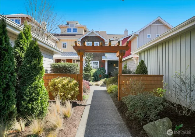 Photo 3 of Sale Pending at 16 Heron Rd, Port Ludlow, WA 98365 | MLS# NWM2576420 | Listing updated on 2026-09-25