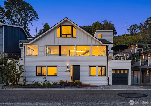 Photo 1 of Single family home for sale at 3506 Sw 172nd Street, Burien, WA 98166 | MLS# NWM2576467 | Listing updated on 2026-09-26