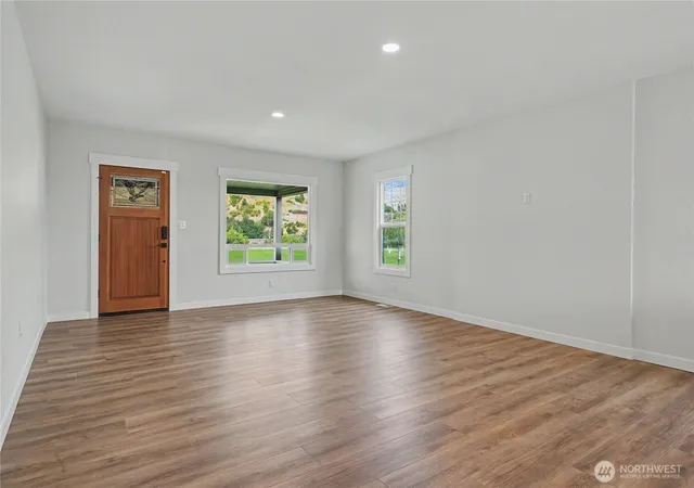 Photo 3 of Sale Pending at 214 Riverside Dr, Cashmere, WA 98815 | MLS# NWM2576513 | Listing updated on 2026-09-28