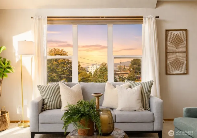 Photo 4 of Sale Pending at 705 N State St #405, Bellingham, WA 98225 | MLS# NWM2576566 | Listing updated on 2026-09-28